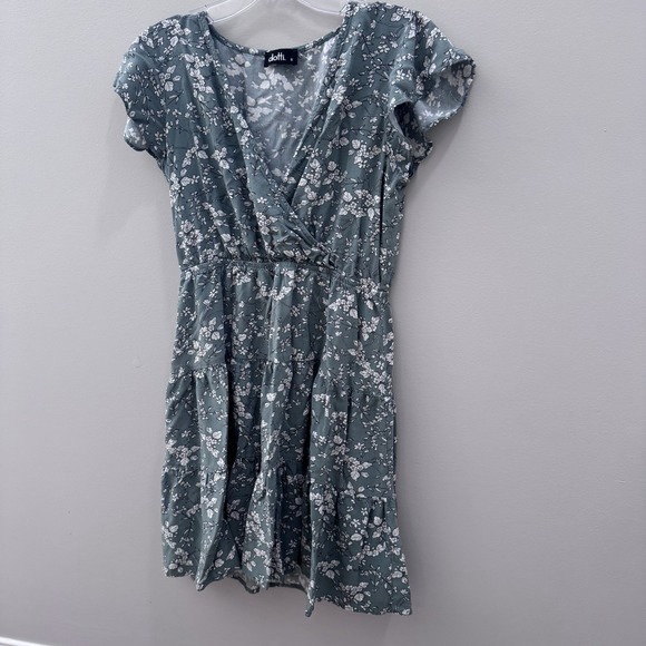 Dotti Green Floral Wrap Dress Women's Size 8 Short Sleeve Viscose Casual - Picture 1 of 8